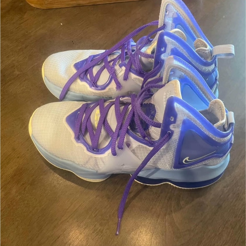 Youth Nike LeBron 19 “Easter” Sneakers